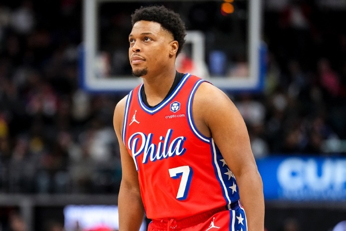 洛瑞一年合同回归76人：第20个赛季，传奇仍在继续